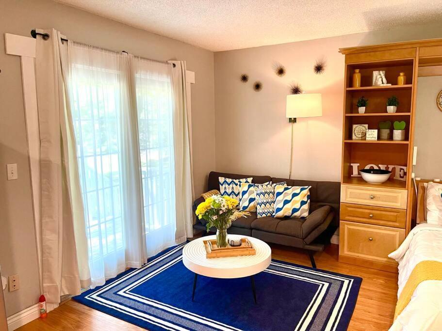 탤러해시 Town & Country Hideaway - 1Br/1Ba, 20 Min Famu/Fsu 아파트 외부 사진