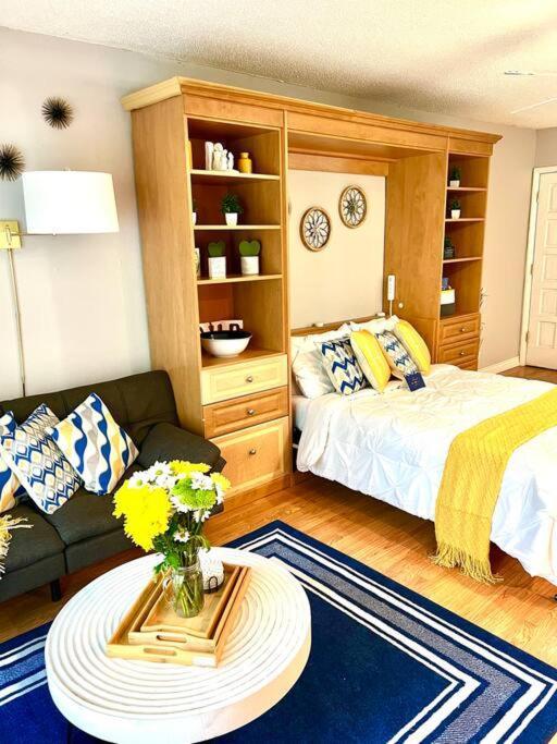 탤러해시 Town & Country Hideaway - 1Br/1Ba, 20 Min Famu/Fsu 아파트 외부 사진