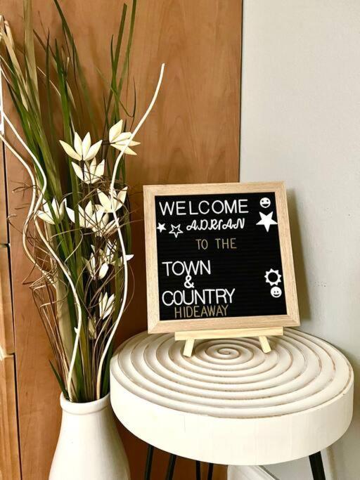탤러해시 Town & Country Hideaway - 1Br/1Ba, 20 Min Famu/Fsu 아파트 외부 사진